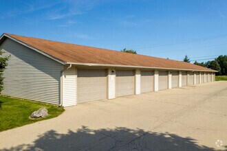 Pondview Apartments photo'