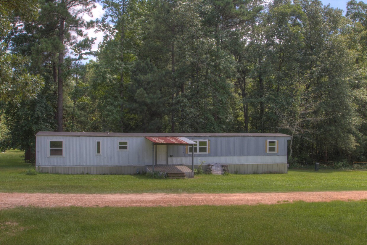 Primary Photo - 205 MC 486 Lot 17