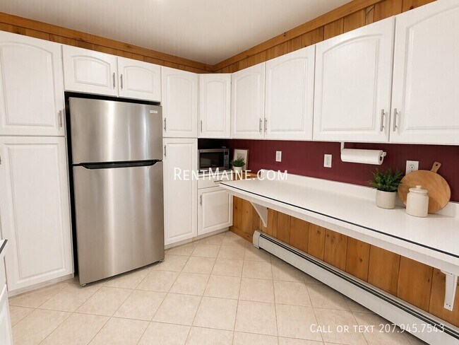 Foto del edificio - 2120 US-2