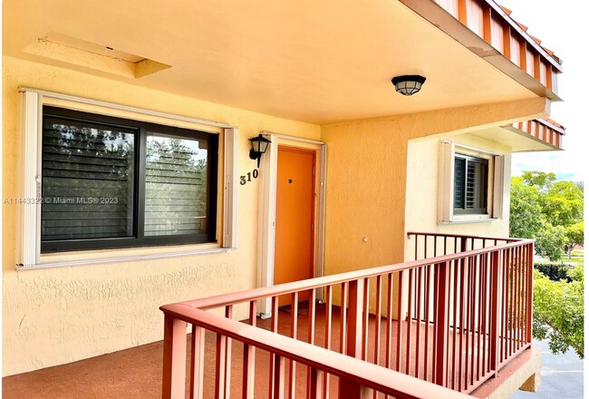 Foto del edificio - 7451 NW 16th St