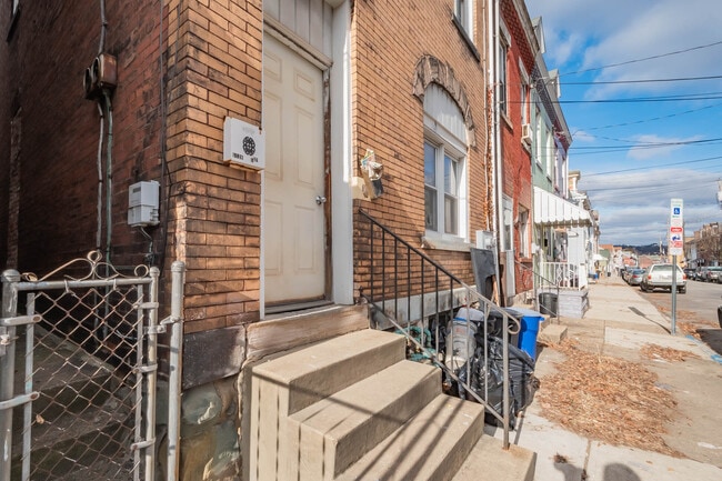 Photo - 5139 Carnegie St Apartment