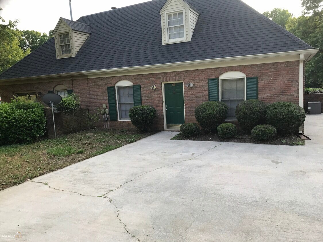 849 Park Pl NE, Conyers, GA 30012 Townhome Rentals in Conyers GA