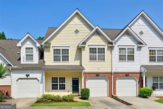 Building Photo - 939 Pike Forest Dr