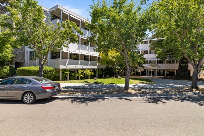 Building Photo - 1515 Arc Way