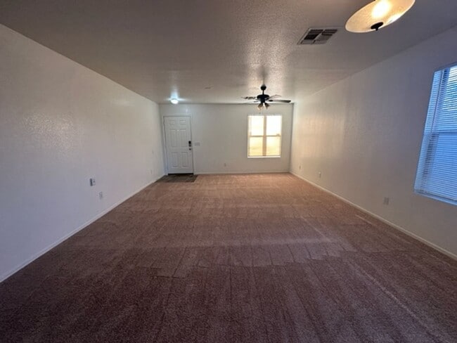 Foto del edificio - Gilbert 4 bedroom home