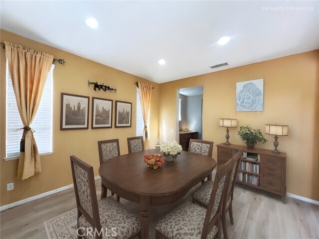 Foto del edificio - 17231 Greentree Dr