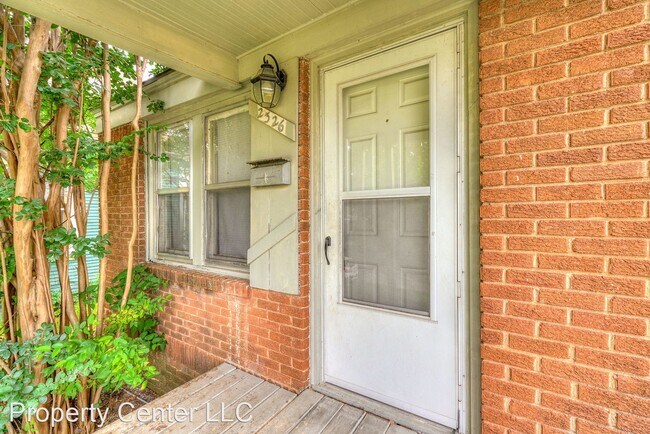 Building Photo - 1 br, 1 bath House - 2326 NW 22nd St