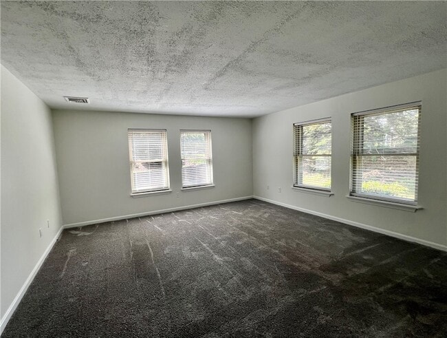 Building Photo - 3524 W Shore Rd