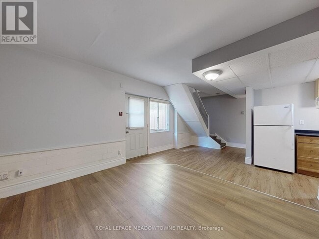 Building Photo - 12 Wesleyan St