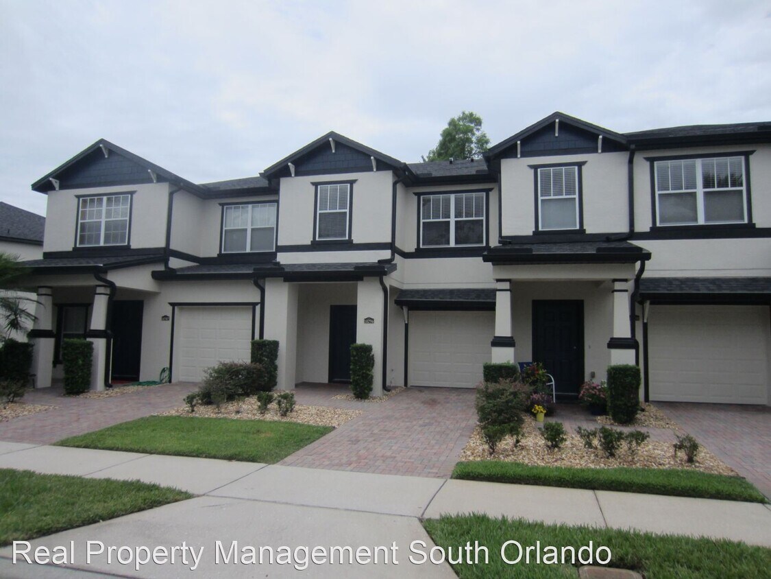Foto principal - 3 br, 2.5 bath House - 10296 Park Commons Dr