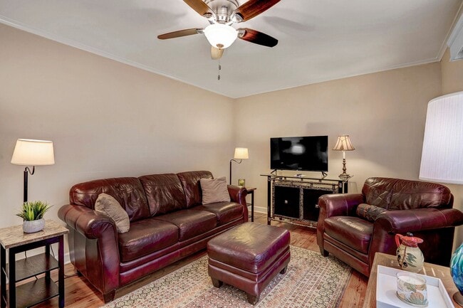 Building Photo - GREAT CONDO IN RALEIGH!