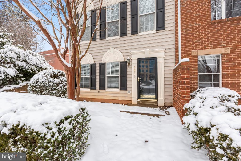 Foto principal - 9702 Washingtonian Blvd