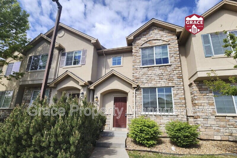 Foto principal - 12753 Ivanhoe St