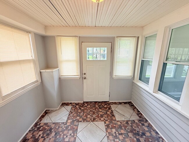 Building Photo - 2614 N 53rd St