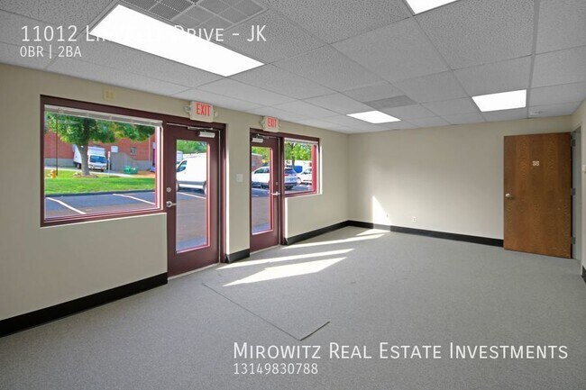 Building Photo - 2,115 sqft South County Office Warehouse f...