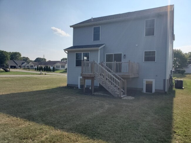 Building Photo - 1114 Beacon Dr
