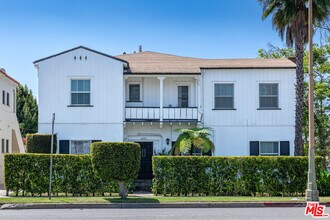 Building Photo - 1010 S Point View St