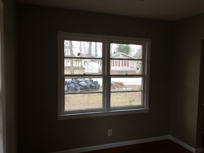 Foto del edificio - **UPCOMING**Total Electric - Near Ft. Benning/Columbus, GA 3 Bedroom / 1 Bathroom Home for Rent***