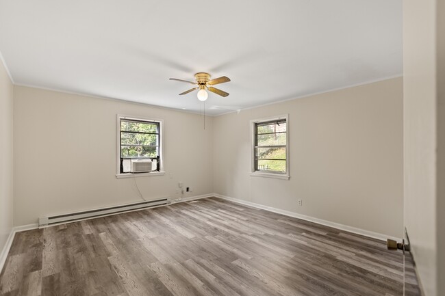 Foto del edificio - 5808 Fountain Rd