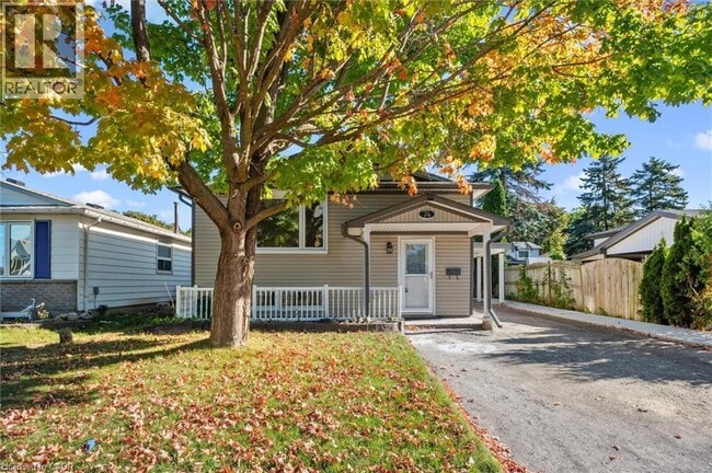 Photo du bâtiment - 74 Elm Ridge Dr