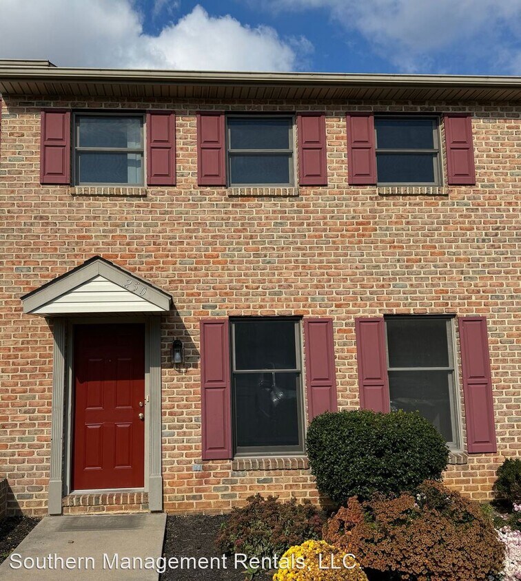 Primary Photo - 2 br, 1.5 bath House - 250 Olney Rd