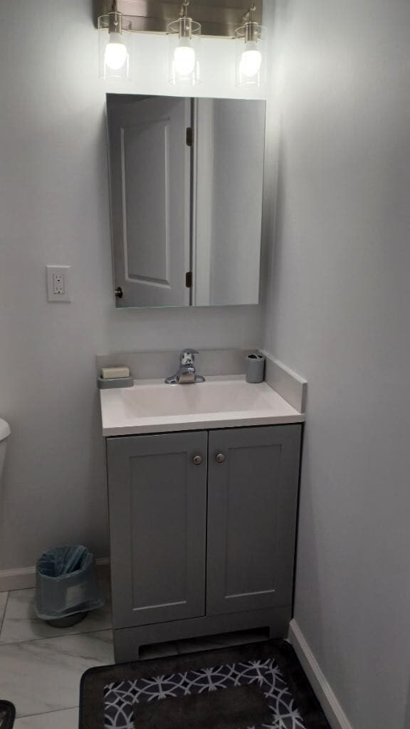 Building Photo - 45 Wrangle Brook Rd