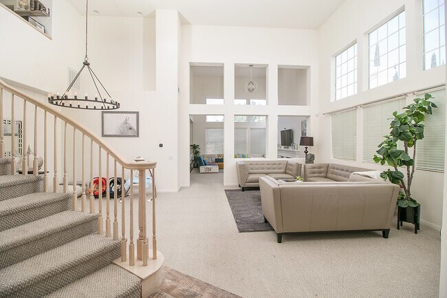 Building Photo - Prime Location Near Dana Point Harbor and Beaches!