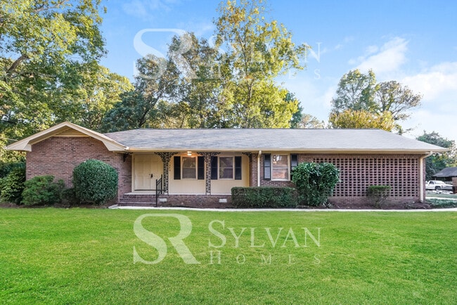 Building Photo - Coming HOME never felt so good!