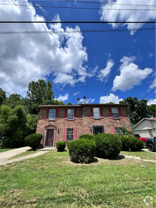 Building Photo - 1338 Bellshire Terrace Dr