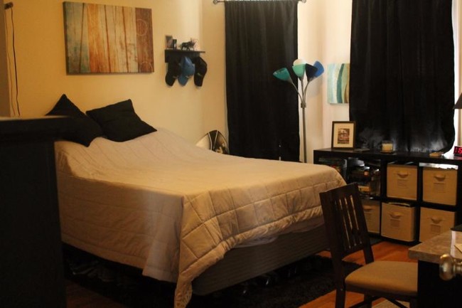 Foto del edificio - 4 Bedroom Thomas Park South Boston