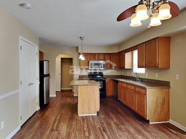 Foto del edificio - 6488 Jayfield Dr
