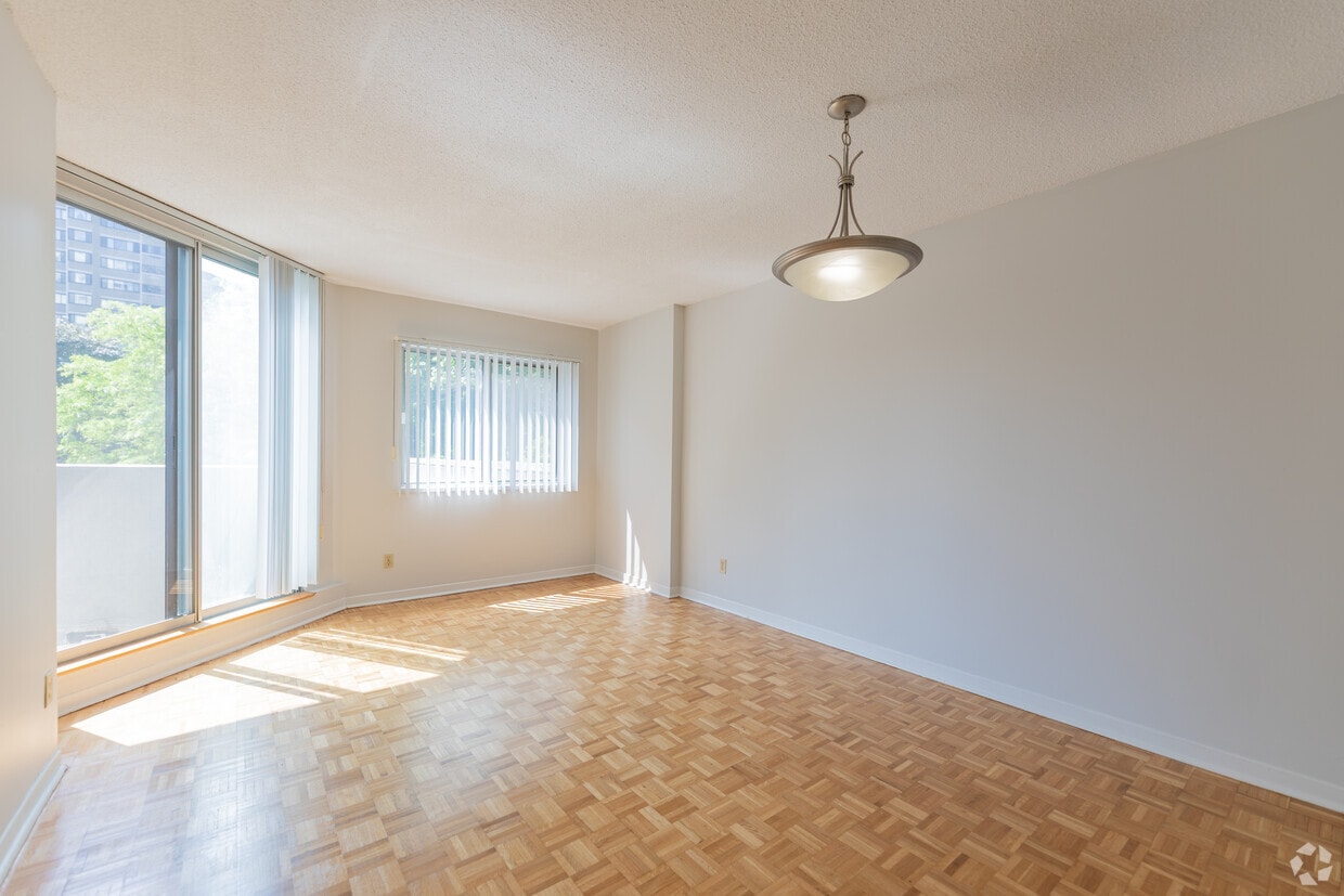 Photo - The Elmwoods Apartments