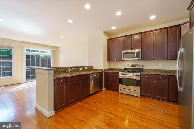 Building Photo - 8064 Criaza Branch Ct