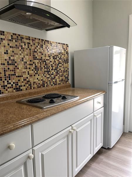 Foto principal - 7800 Harding Ave