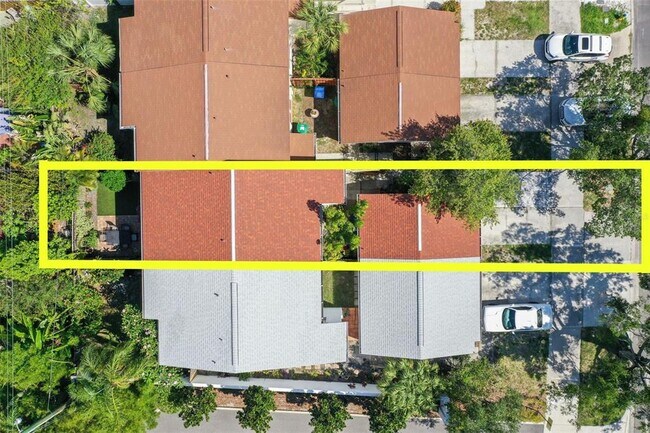 Foto del edificio - 97 Davis Blvd