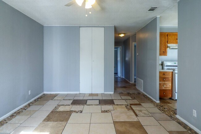 Foto del edificio - 1309 Greenwood Ave