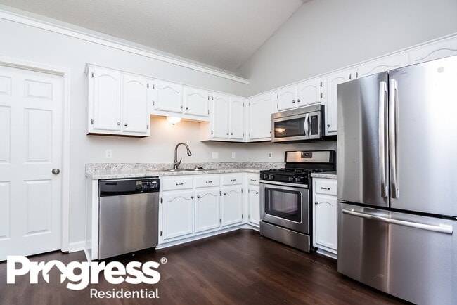 Building Photo - 7405 Paddock Cove