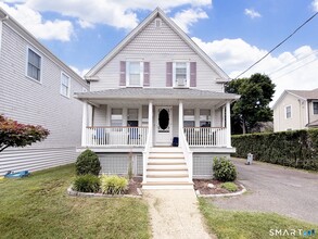 Building Photo - 66 Veres St