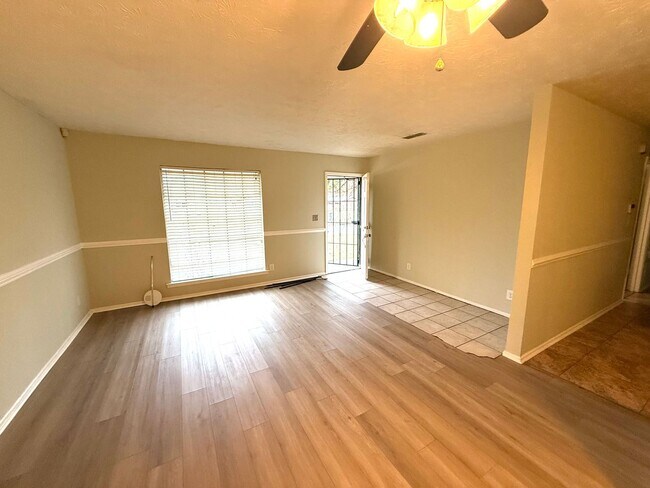 Foto del edificio - ** 3 Bed 2 Bath House located off Woodley road** Call 334-366-9198 to schedule a self tour