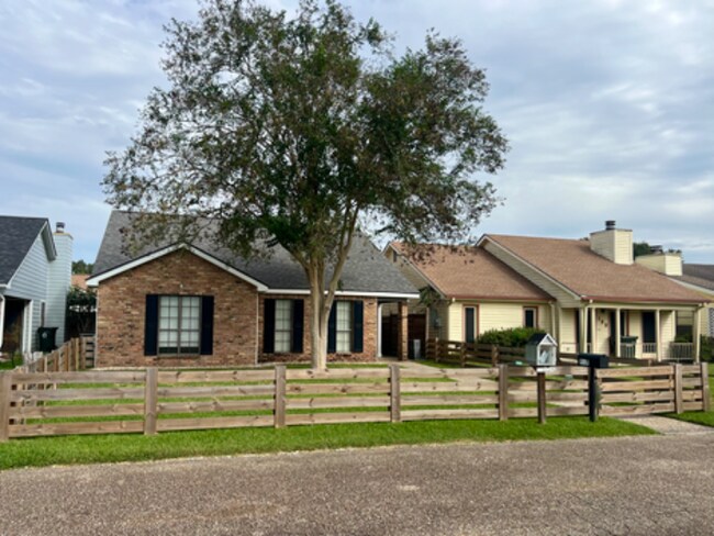 Foto del edificio - 107 Logan St