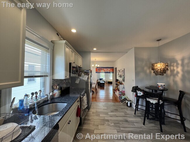 Photo - 78 Bristol Rd Unit #2 Apartment