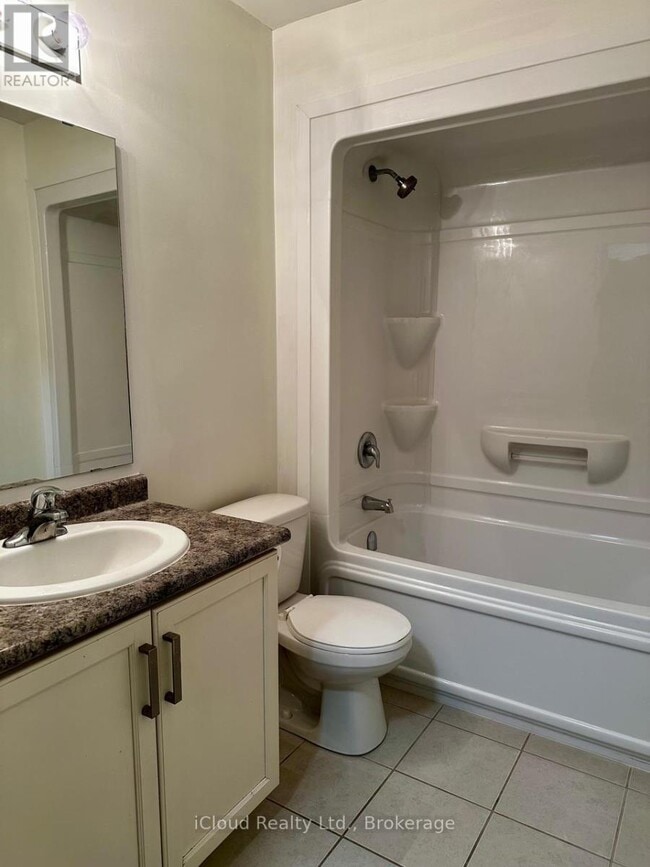 Building Photo - 1077 Gordon St