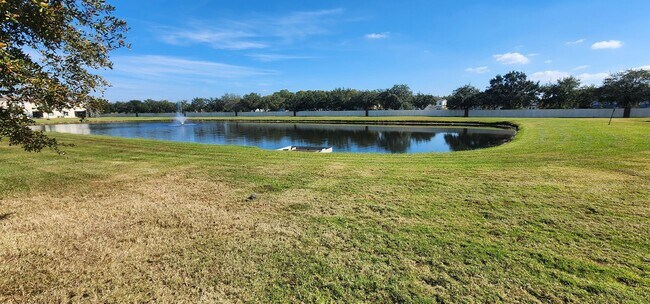 Foto del edificio - 3 Bed/2.5 Bath in Cypress Reserve