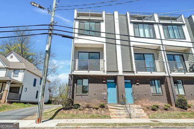 Foto del edificio - 215 Bass St SW