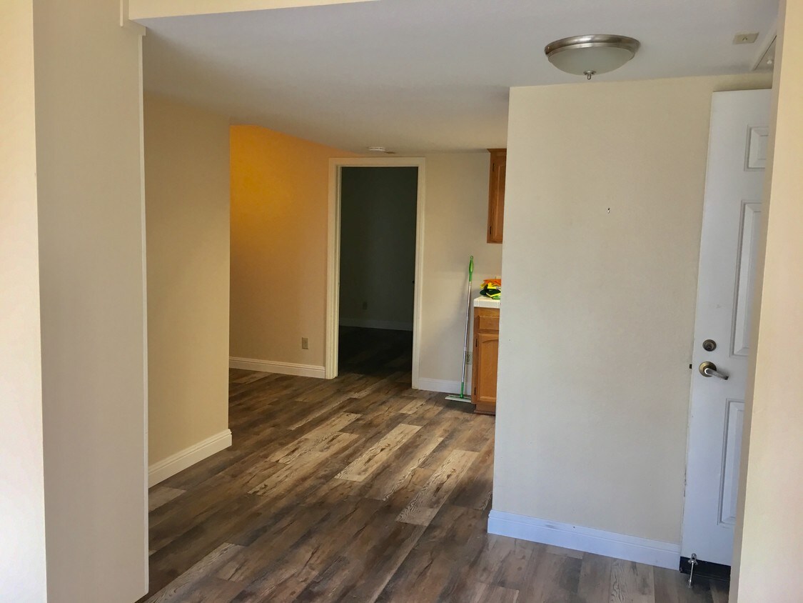 Hallway - 2825 Third Ave