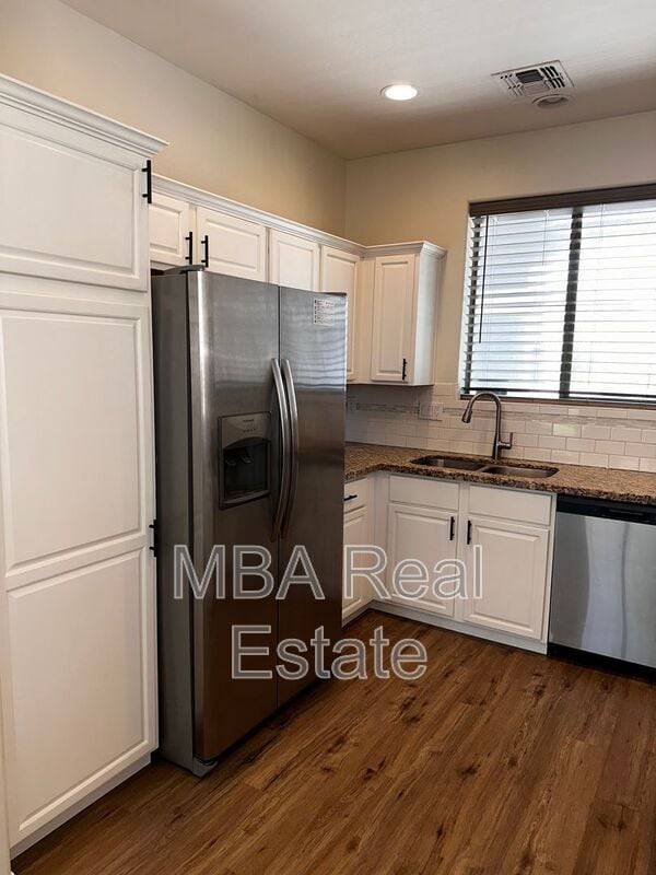 Building Photo - 21382 E Alyssa Rd