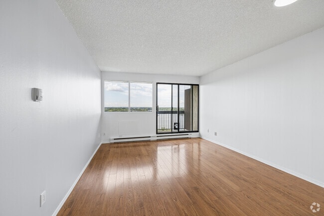 2BR, 1BA - 700SF - Living Room - Marina Centre