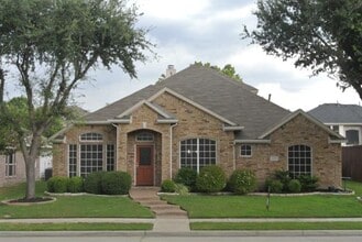 Building Photo - 6424 Skyline Dr