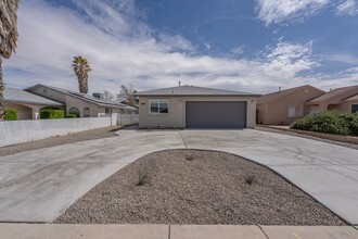 Building Photo - 3606 N Wells St