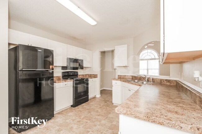 Foto del edificio - 5714 Newnan Cir